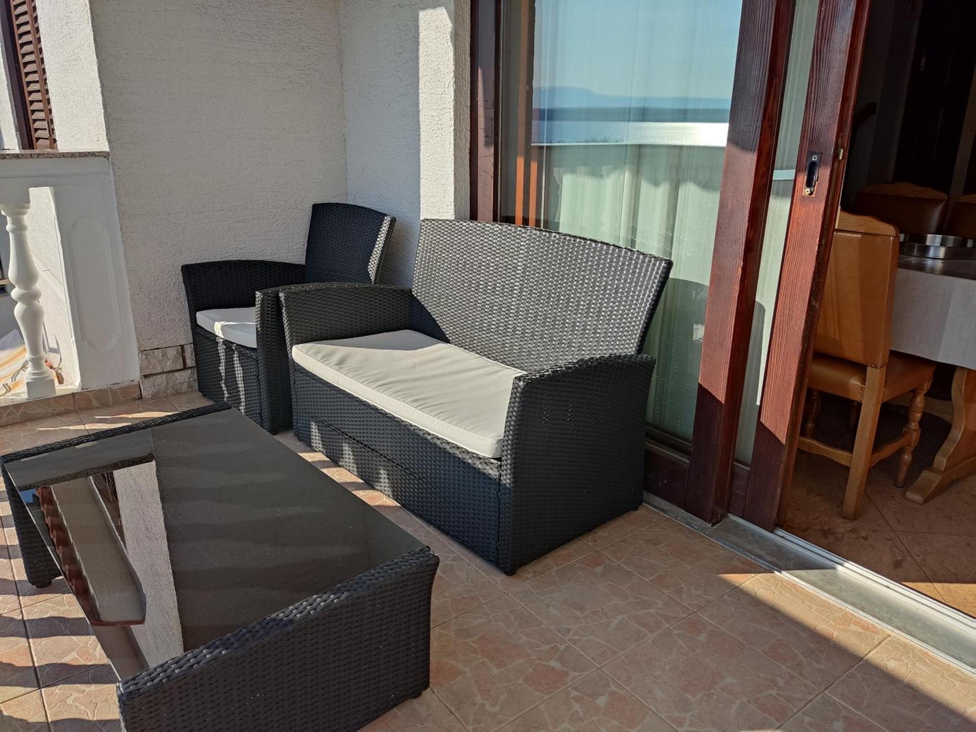 Apartment Teresa With Big Terrace Dramalj Crikvenica Exterior foto